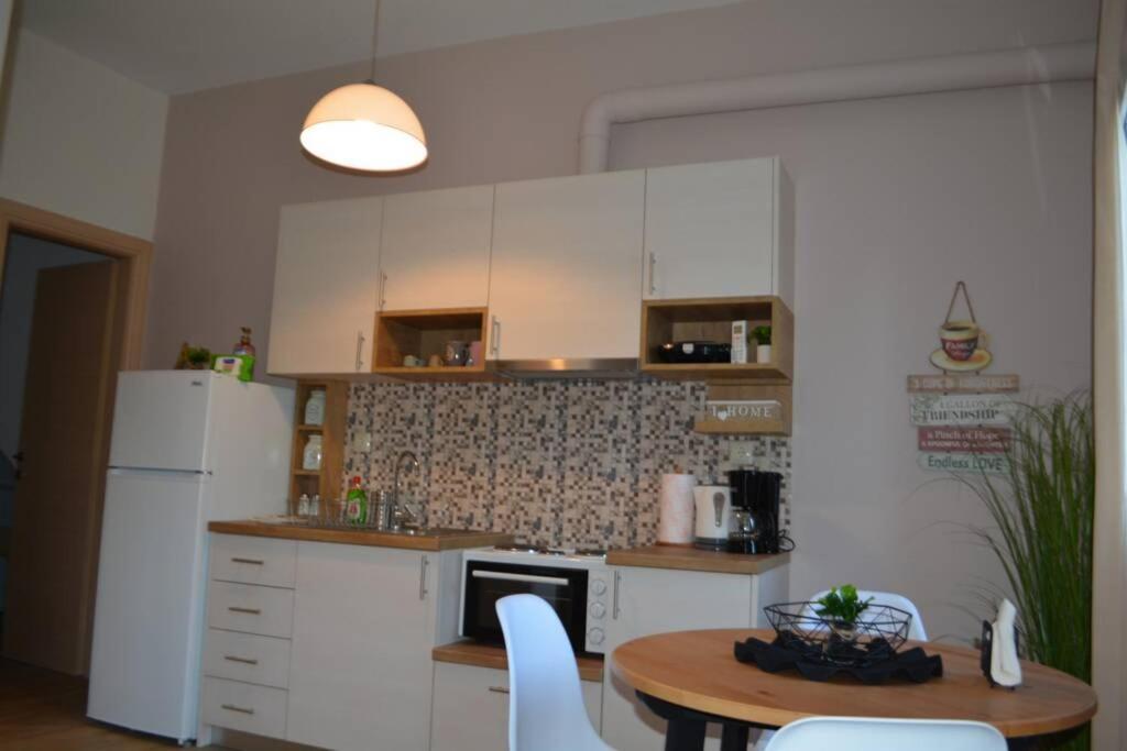 Marieli Apartment Perama  Zewnętrze zdjęcie